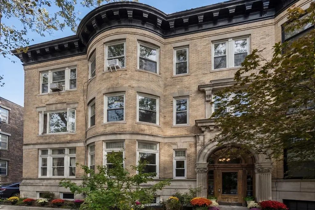 7 Parkman St #1, Brookline