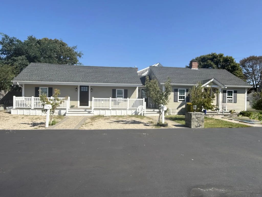 10 Stuart St, Barnstable