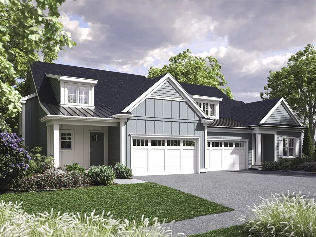 15 Conifer Circle #31, Shrewsbury