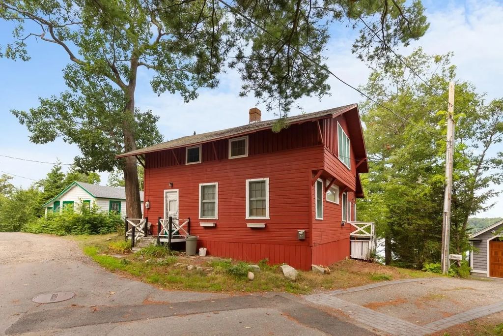 16 Stanwood Point, Gloucester