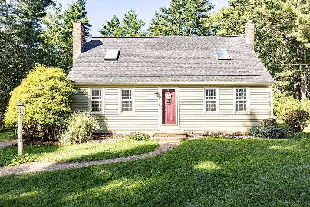 133 Walnut Plain Rd, Rochester