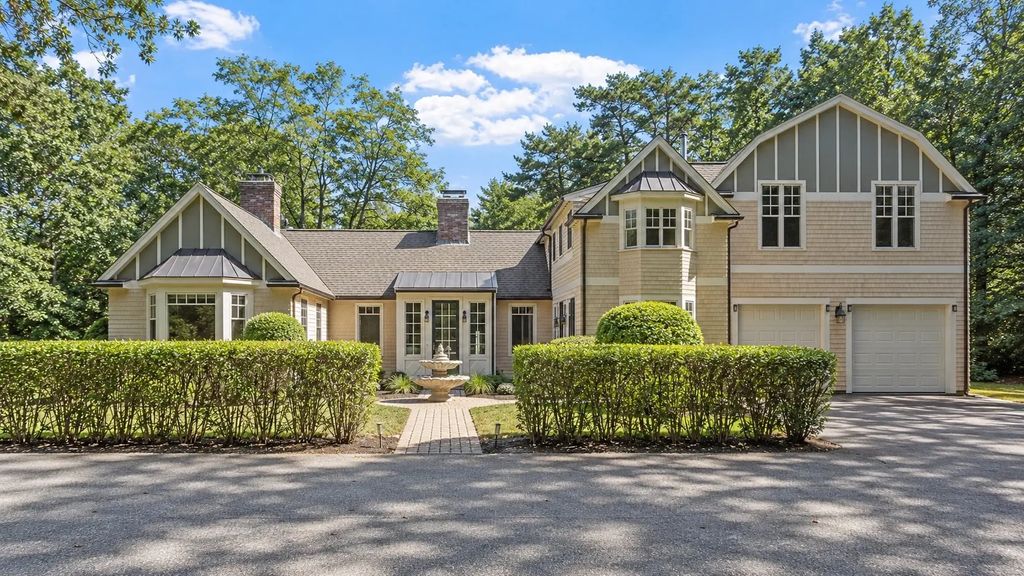 130 Summer St, Weston