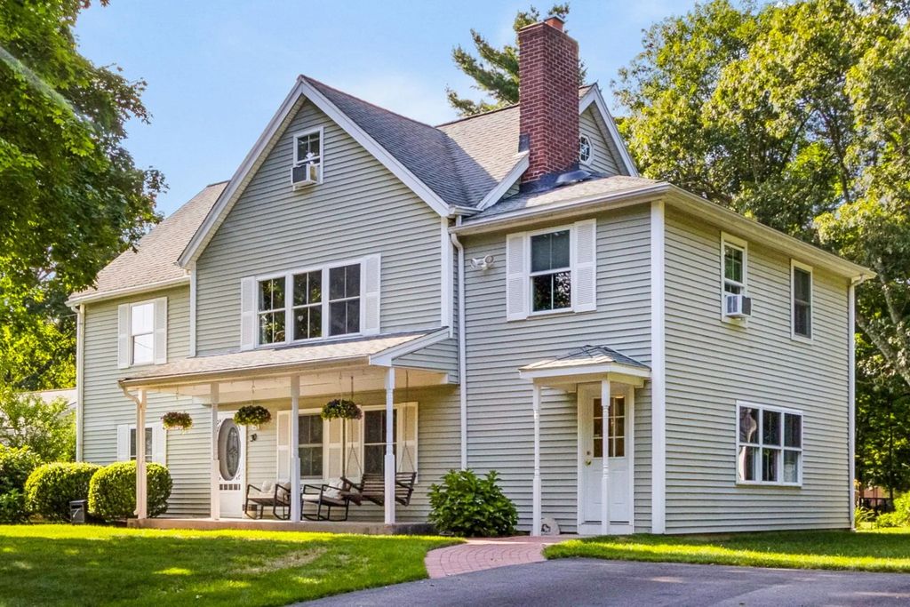30 Kratz Ave., Attleboro