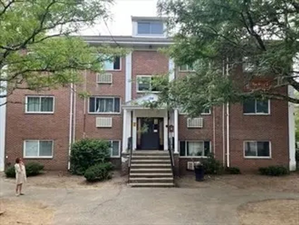 154 Second Street #303, Framingham