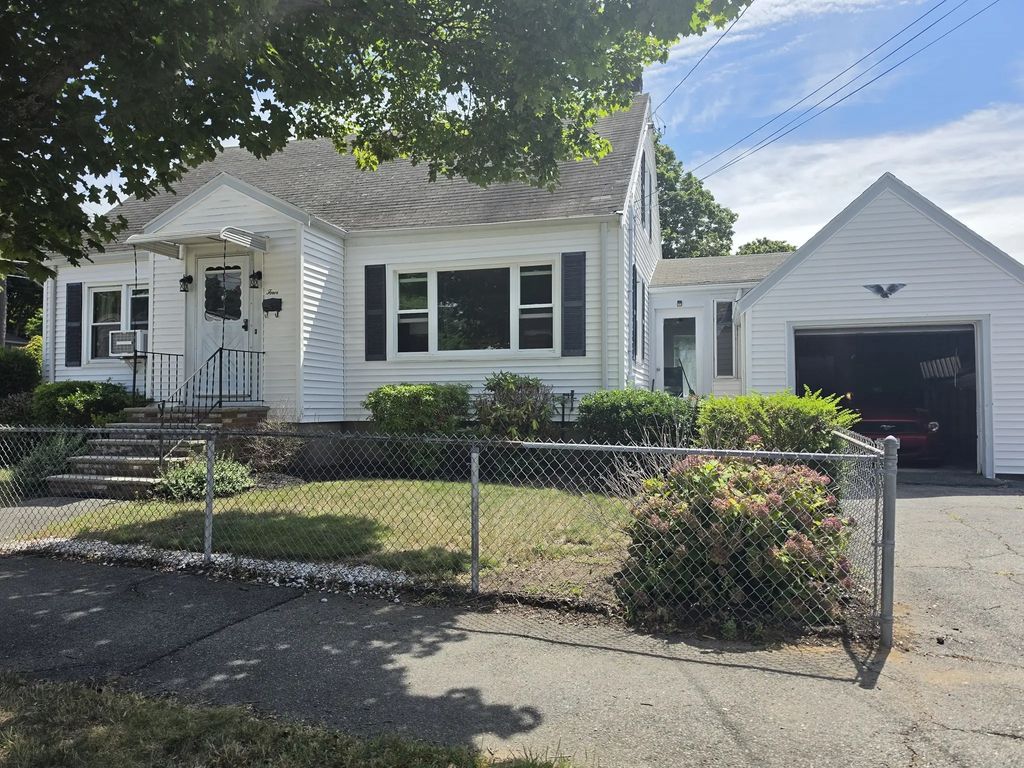 4 Edgemere Rd, Lynn
