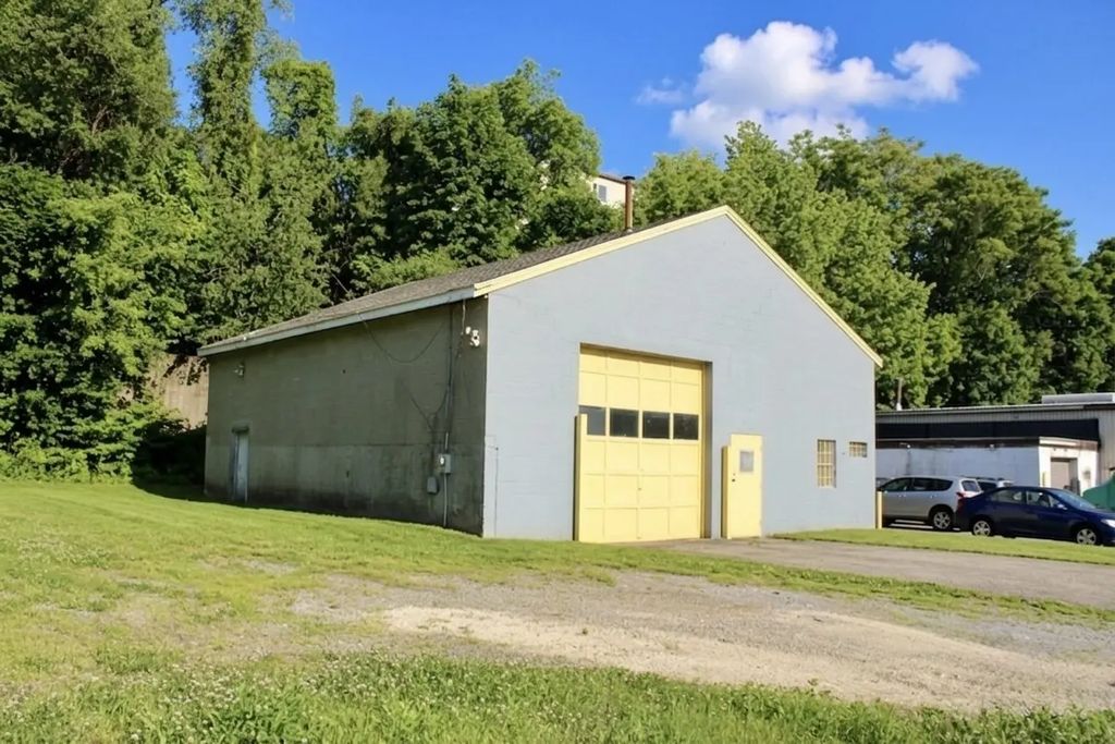 456 Franklin St, Worcester