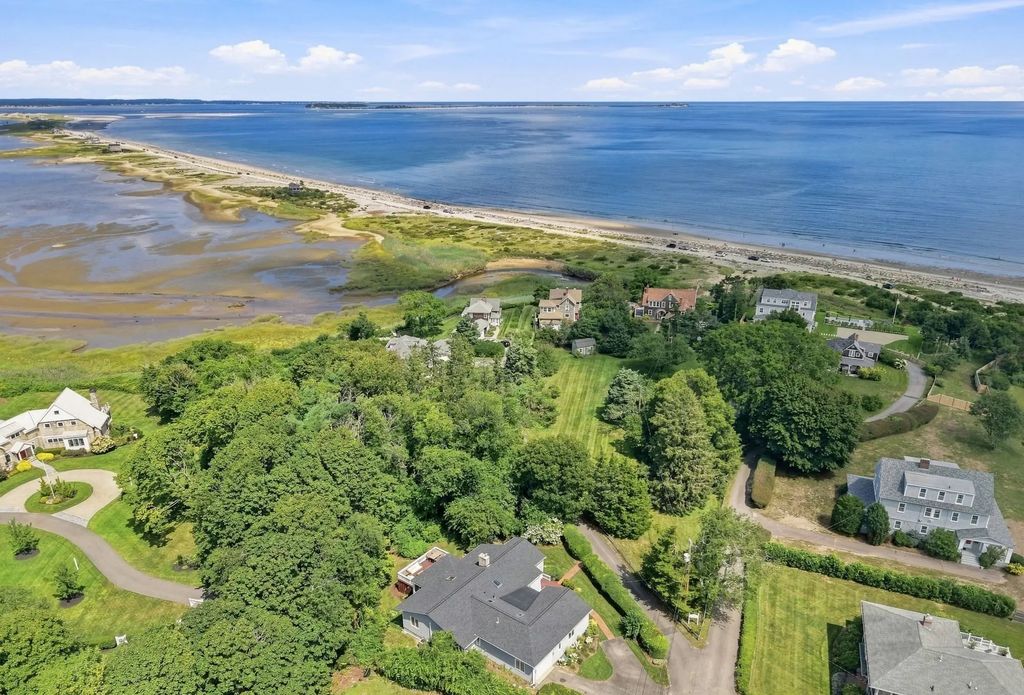 16 Manters Point, Plymouth