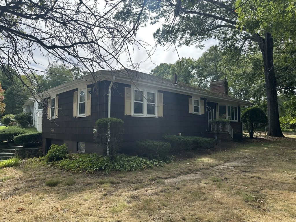2-4 Old Central Tpke, Framingham