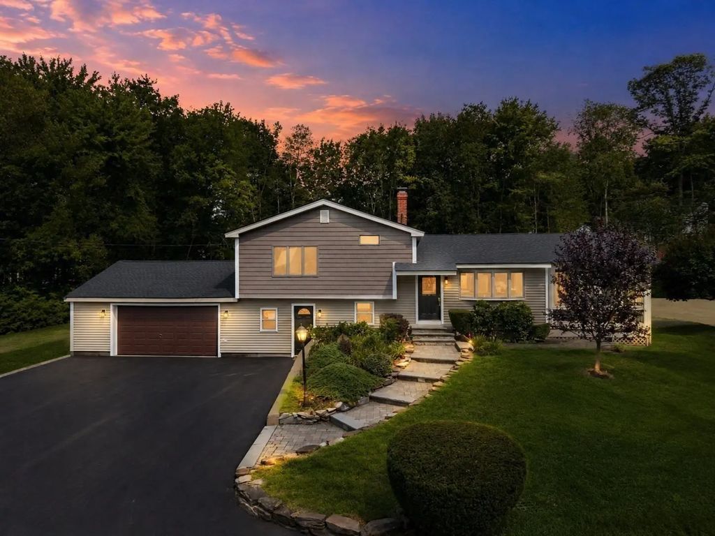 14 Clarence Street, Billerica