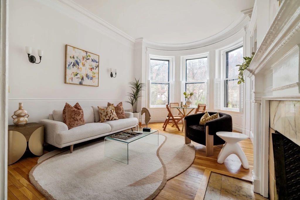 486 Beacon St #1, Boston