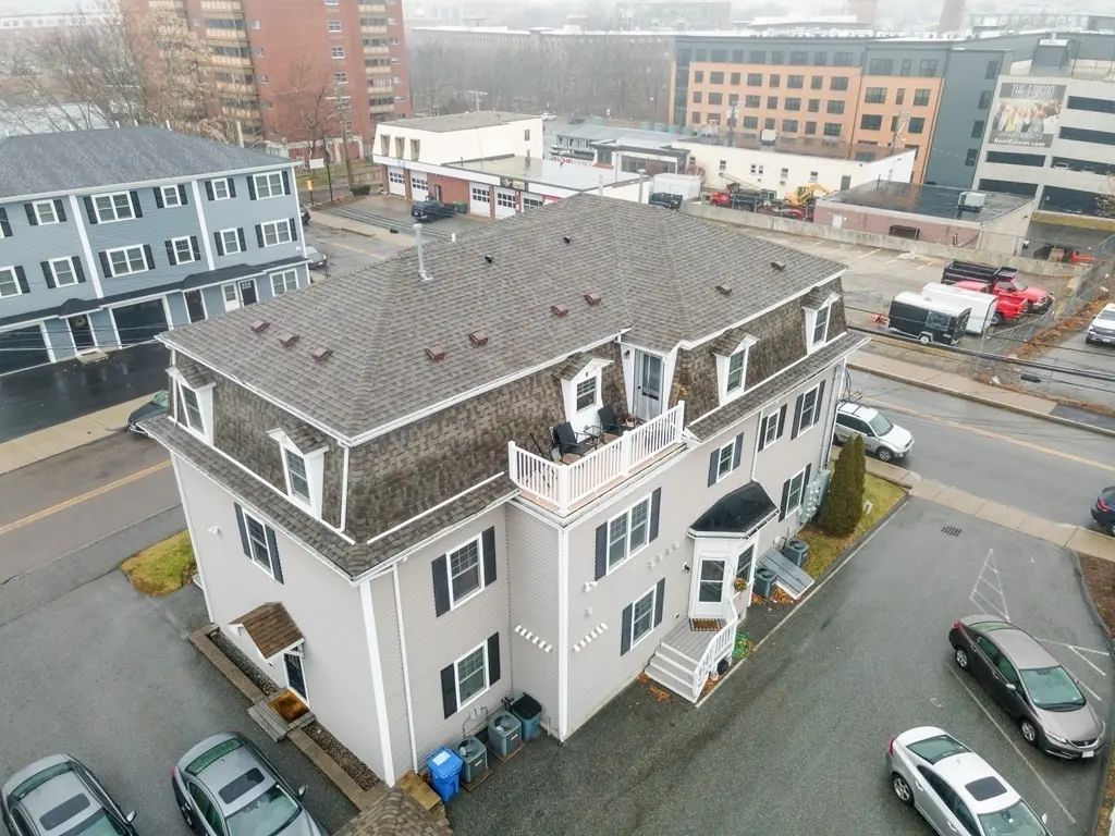 75 Pine St #31, Waltham