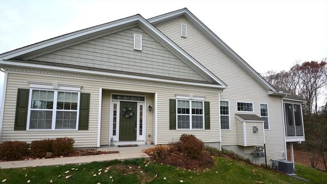 46 Hopkins Circle #46, Methuen