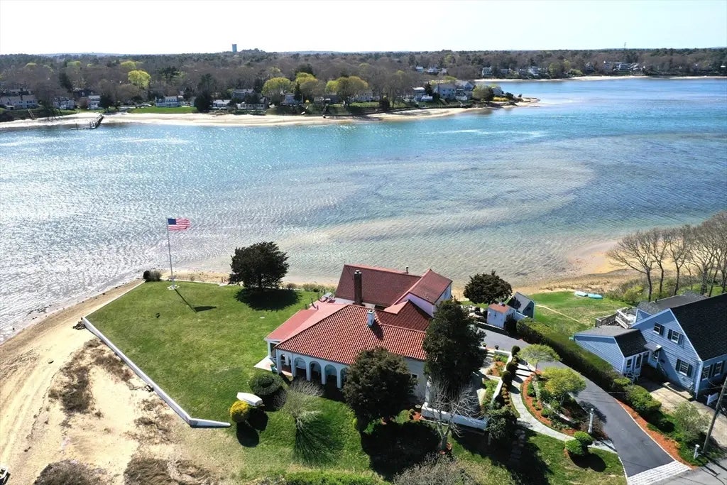 56 Rip Van Winkle Way, Bourne