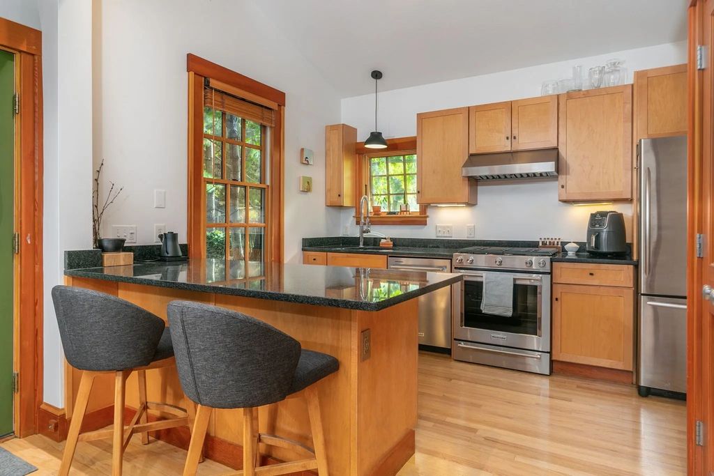 190 Tremont St. #2, Somerville