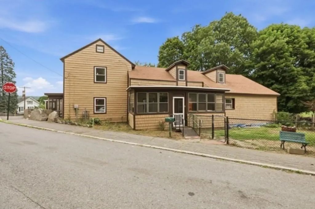 50 South St, Fitchburg