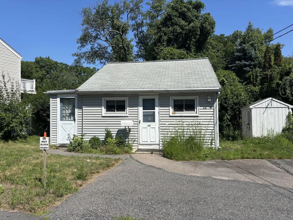 15 Otis St, Natick
