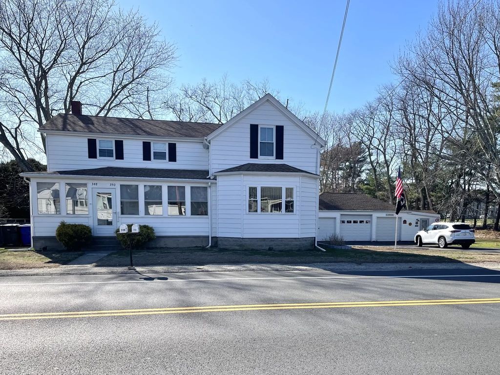 348 Market St, Warren