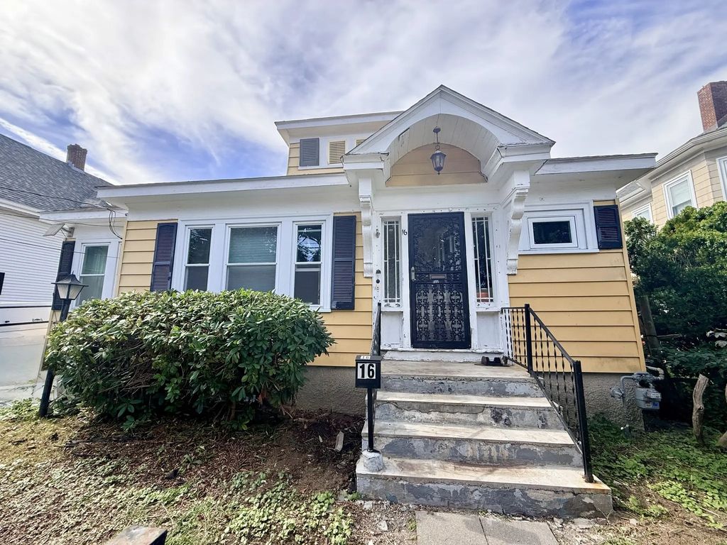 16 Shaw, Attleboro