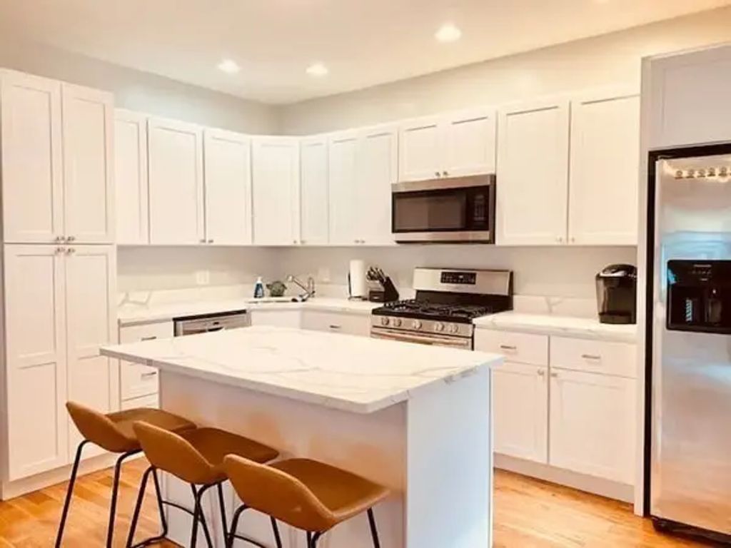 81 Sydney St #1, Boston