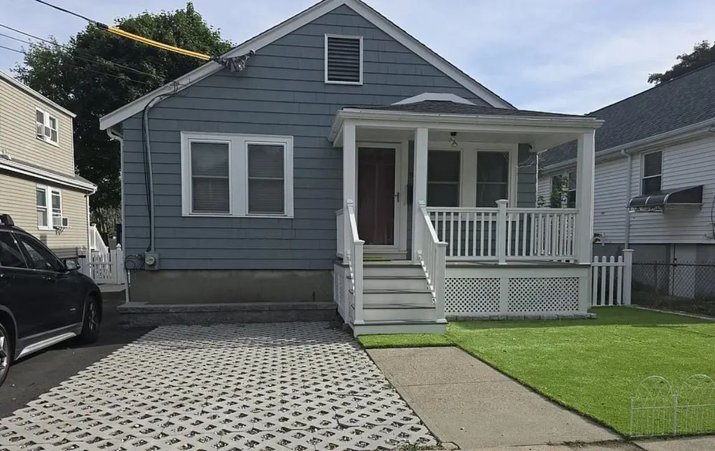 94 Hull Street, Belmont