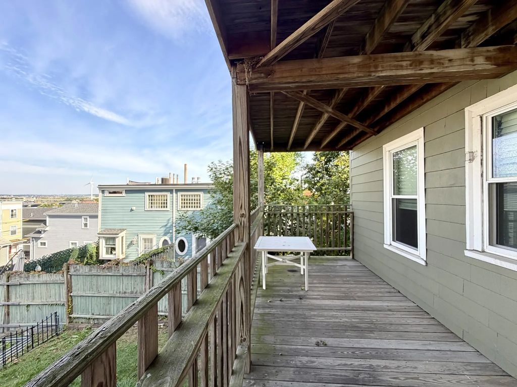 28 Saint Martin St. #1, Boston