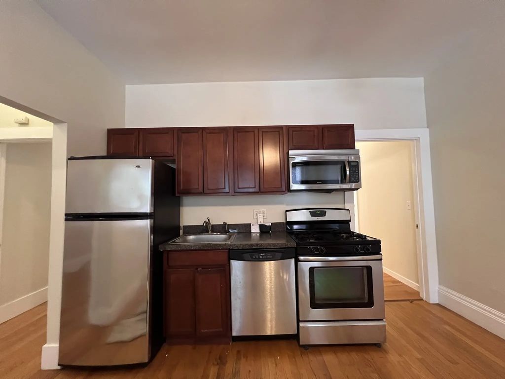 1210 Cambridge Street #1, Cambridge