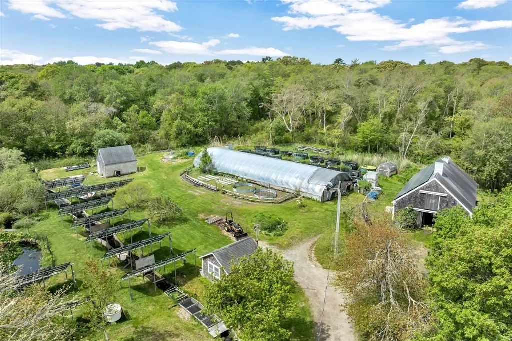 2231 Meetinghouse Way, Barnstable