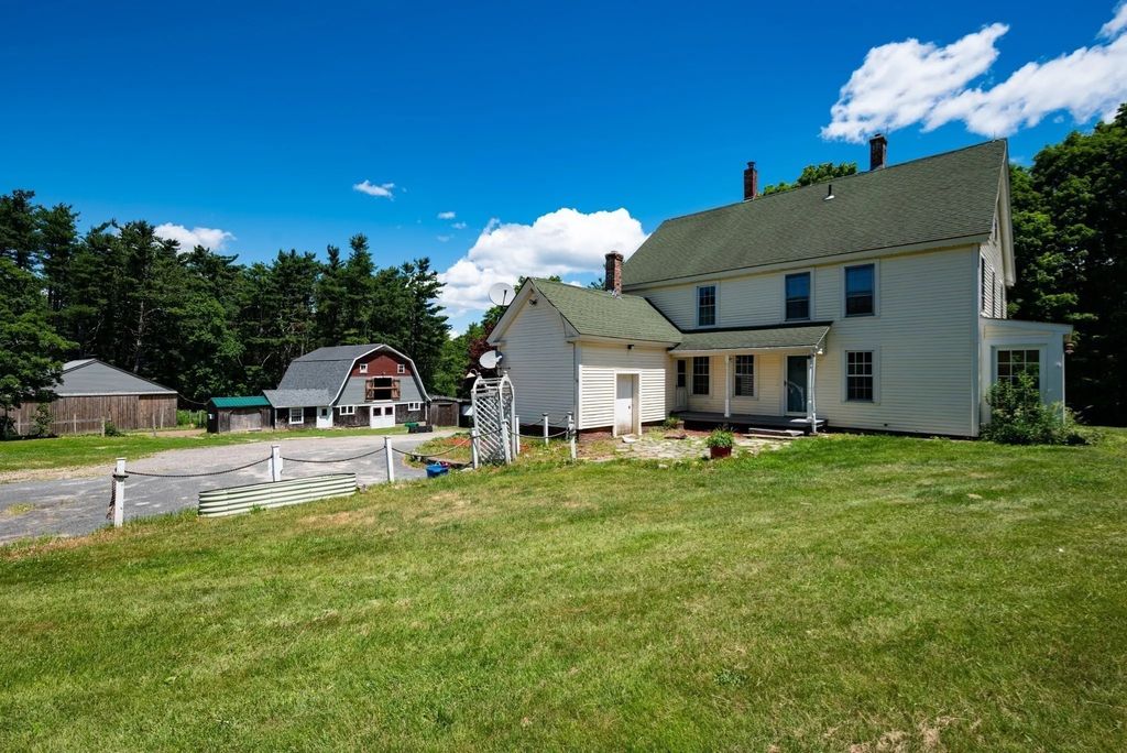 38 Blueberry Hill Rd, New Salem