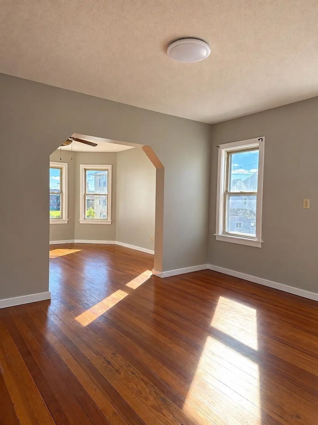 325 Davis St #2, New Bedford