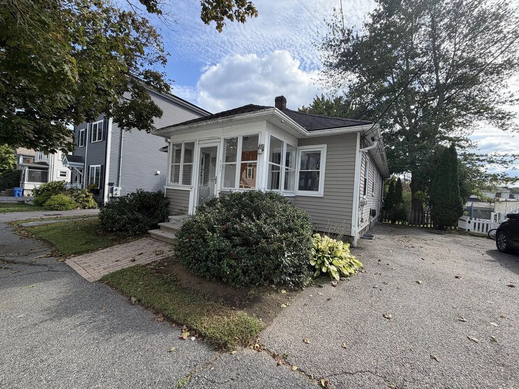 137 Clark Street, Waltham