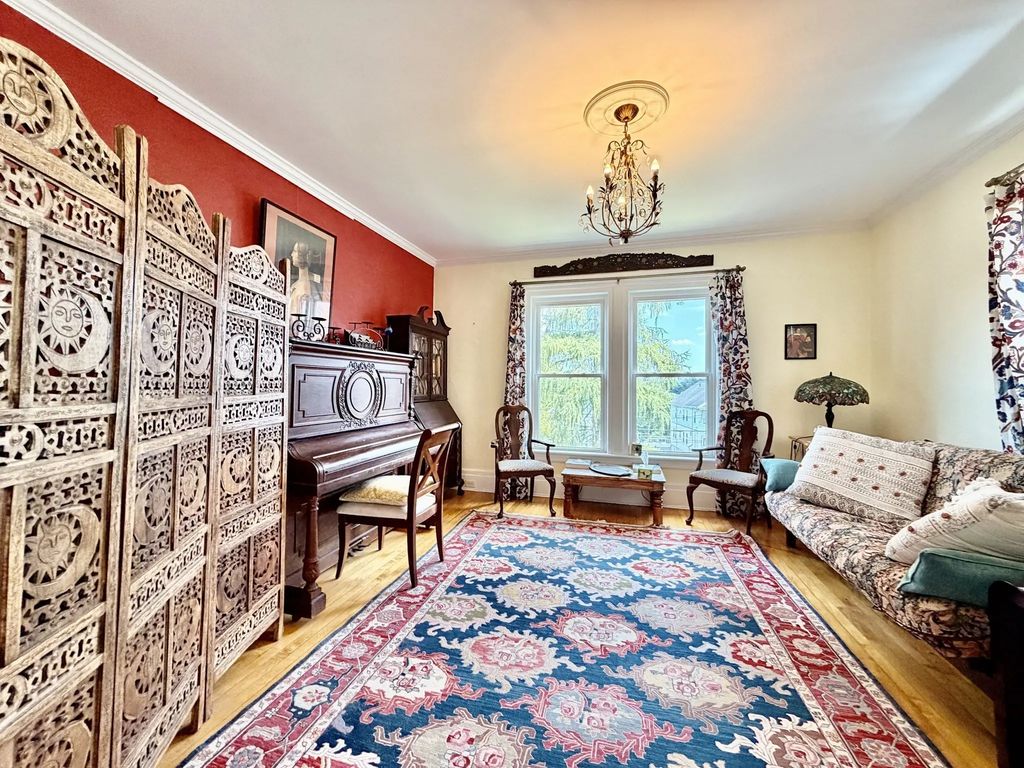 127 White St #127, Belmont