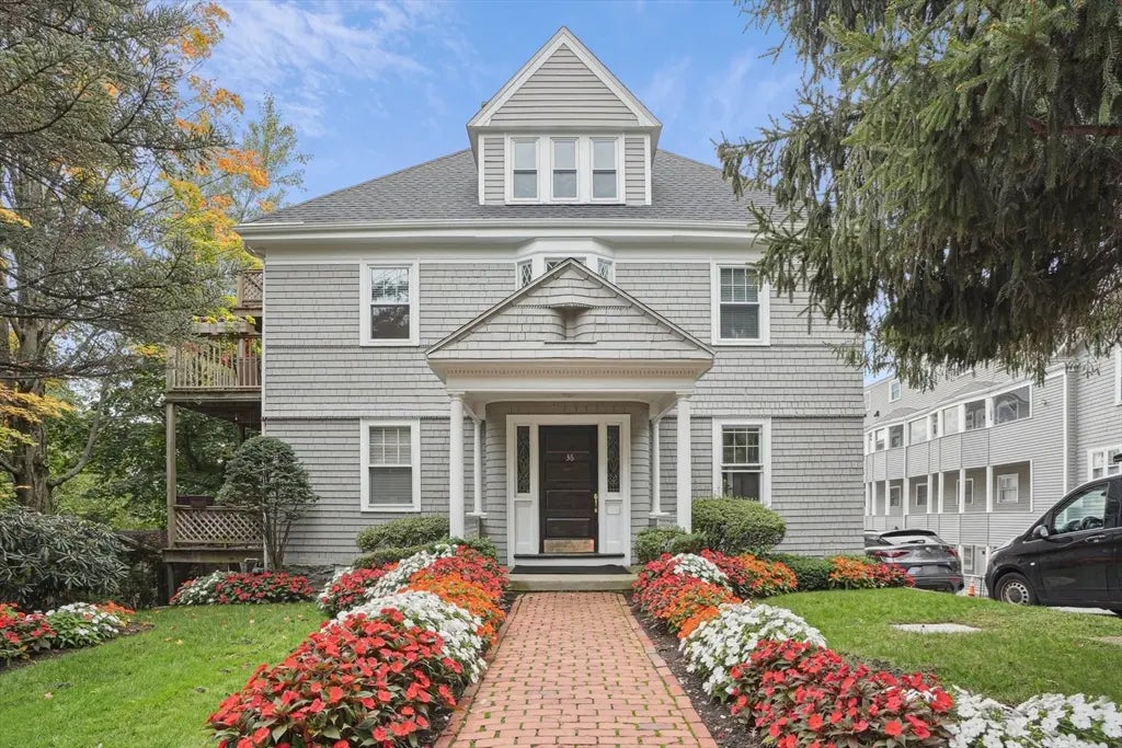 36 Cummings Rd #1, Boston