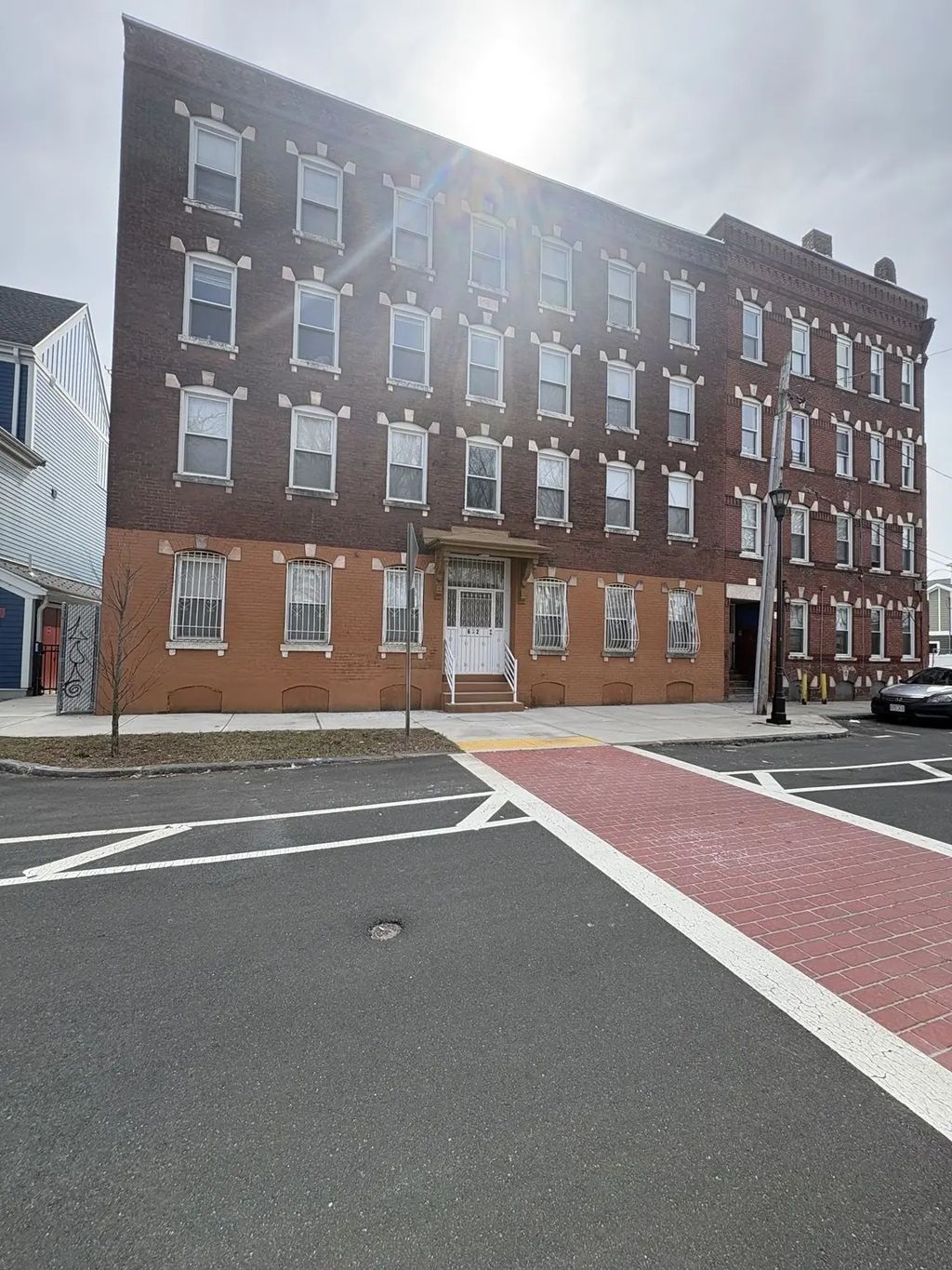 632 S East, Holyoke