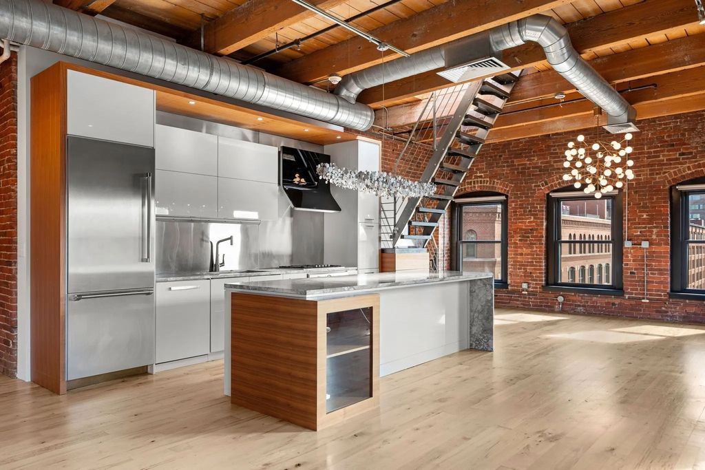 21 Wormwood St #623, Boston