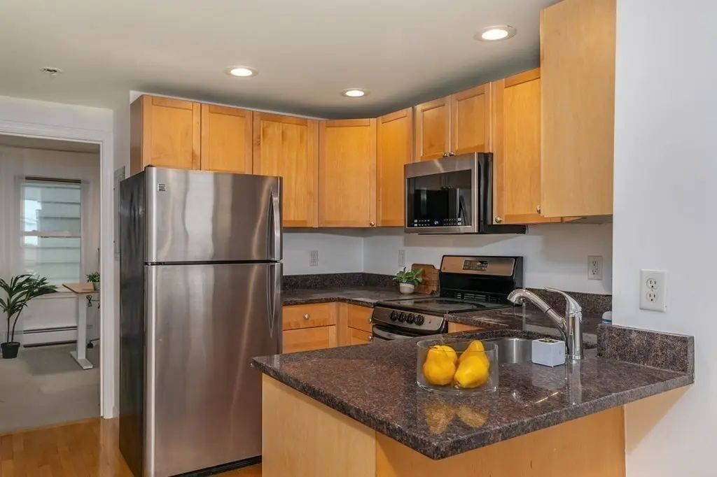 95 Second St #3, Cambridge