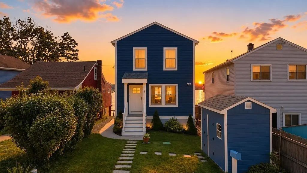 158 Ocean View, Swansea