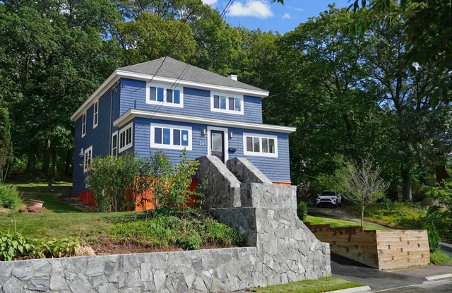 281 Forest St, Arlington