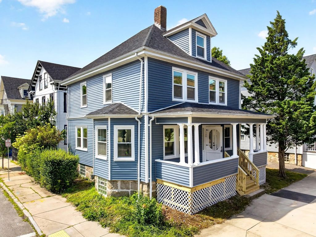 124 Mill St, New Bedford