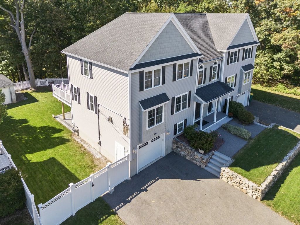 21 Orange St #a, Woburn