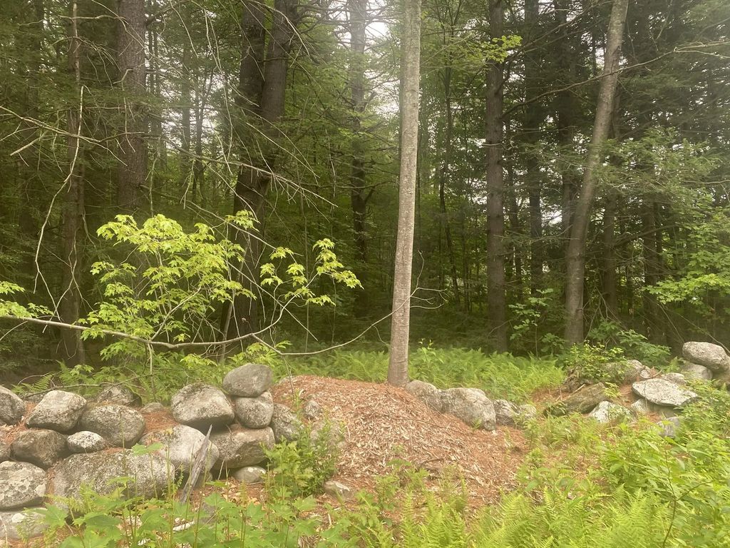 132 Crooked Ledge Rd, Southampton