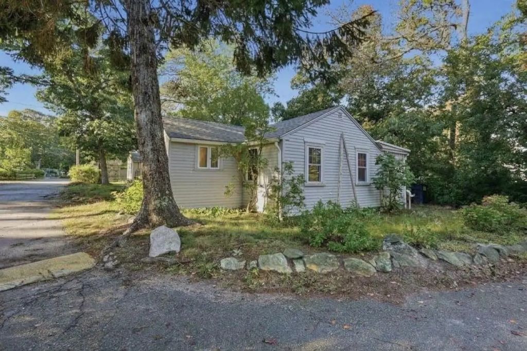 262 Old Wharf Road #37, Dennis