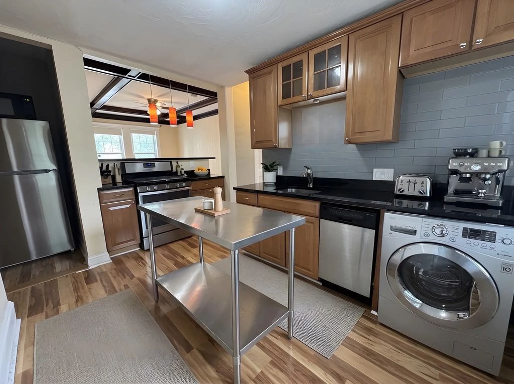 1742 Commonwealth Ave #2, Boston