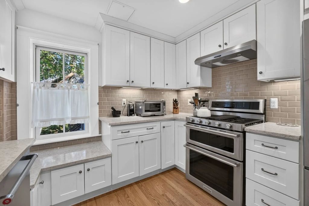 24 Ord Street, Salem