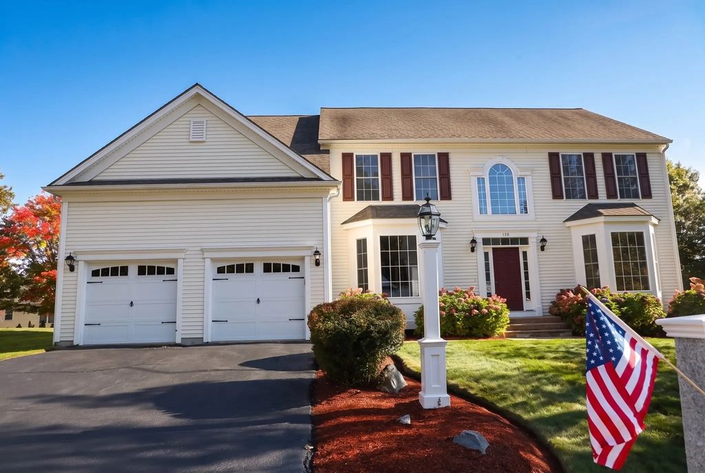 138 Amberville Rd, North Andover