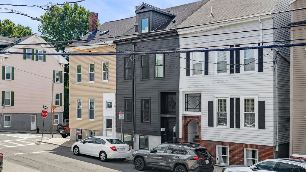 39 G Street, Boston