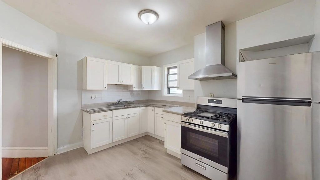 19 Chilcott #1, Boston