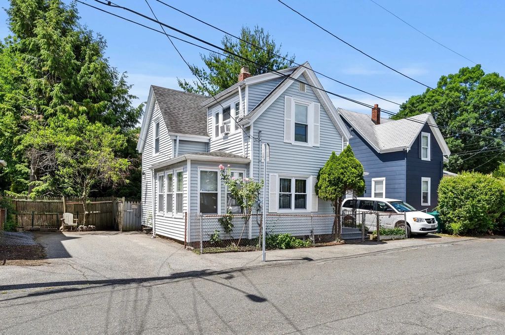 5 Morrill Place, Lynn