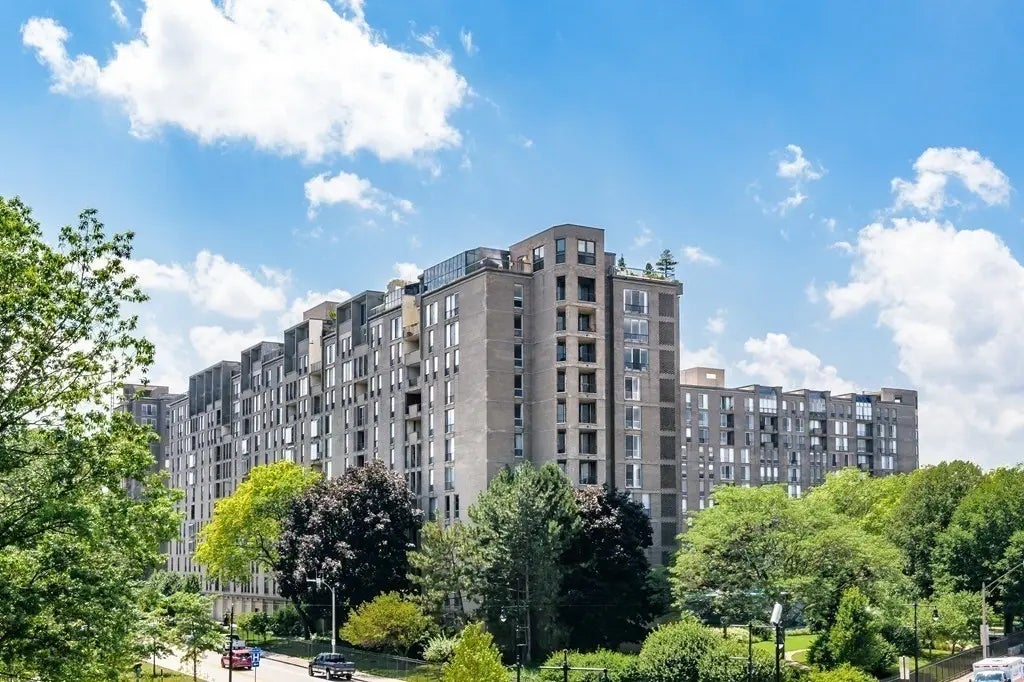 44 Washington Street #817, Brookline