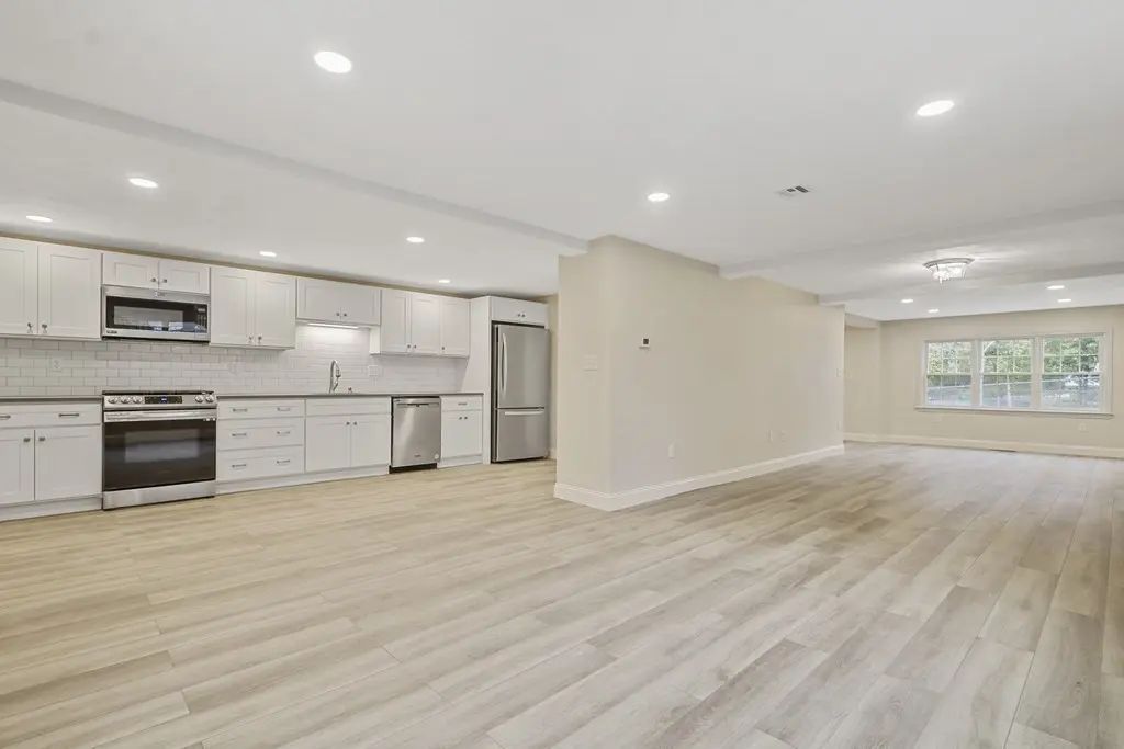 6 Dale St #6, Franklin