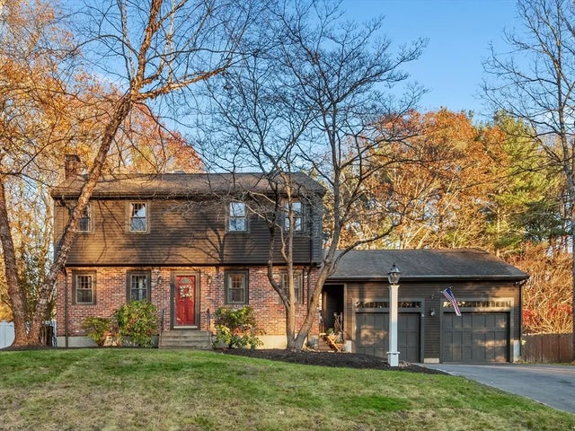 16 Lexington Ln, Millis